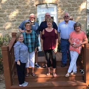 Meet your Posher, Connie